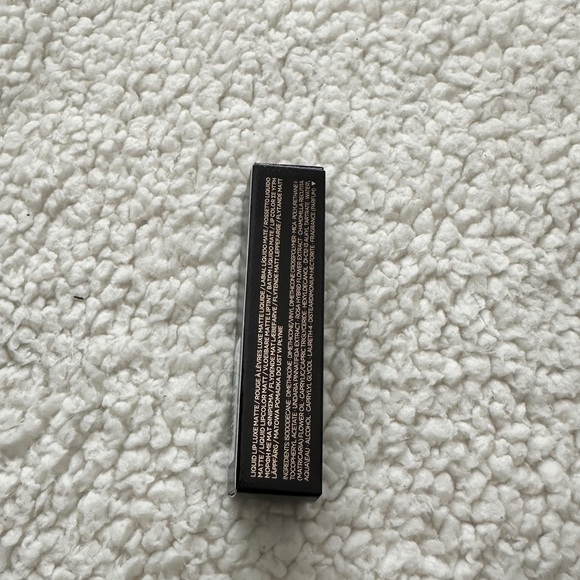 TOM FORD
Liquid Lip Luxe Matte - Picture 5 of 6
